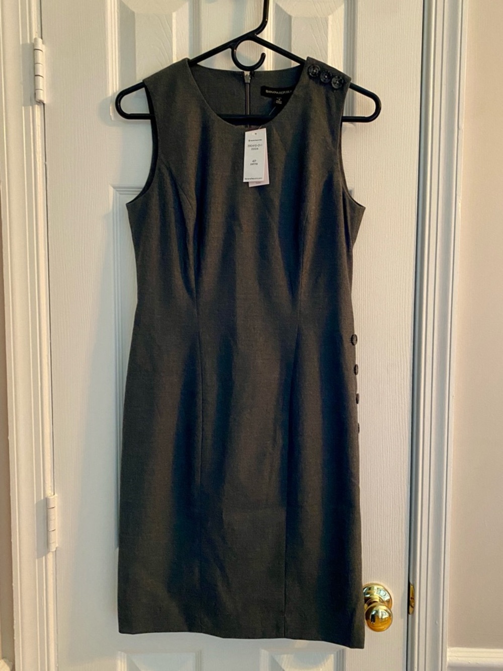 Banana Republic Women’s Petite Gray Dress with Side Buttons